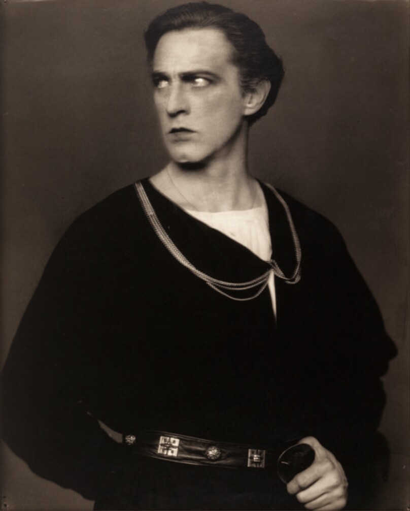 [John Barrymore as Hamlet]