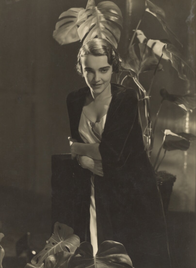 [Portrait of Jacqueline Dulebac]