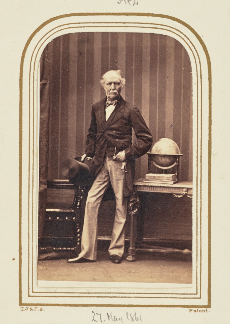 [General Maxwell Wallace]