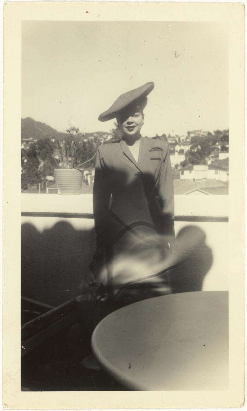 [Woman wearing hat]