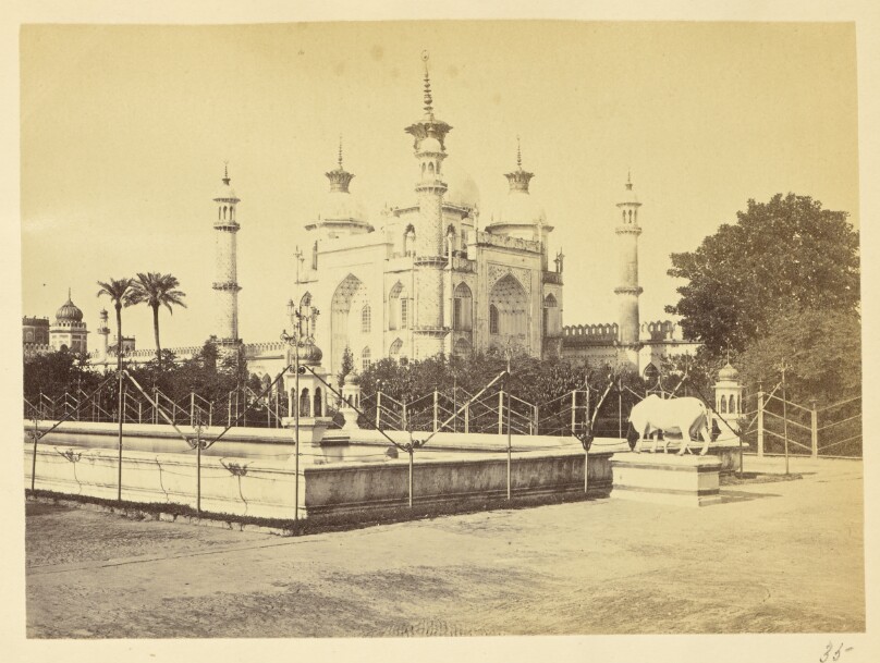 [Tomb of Zinat Algiya in the Hussainabad Imambara Complex, Lucknow]