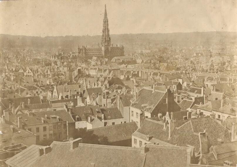 [Panoramic view of city]
