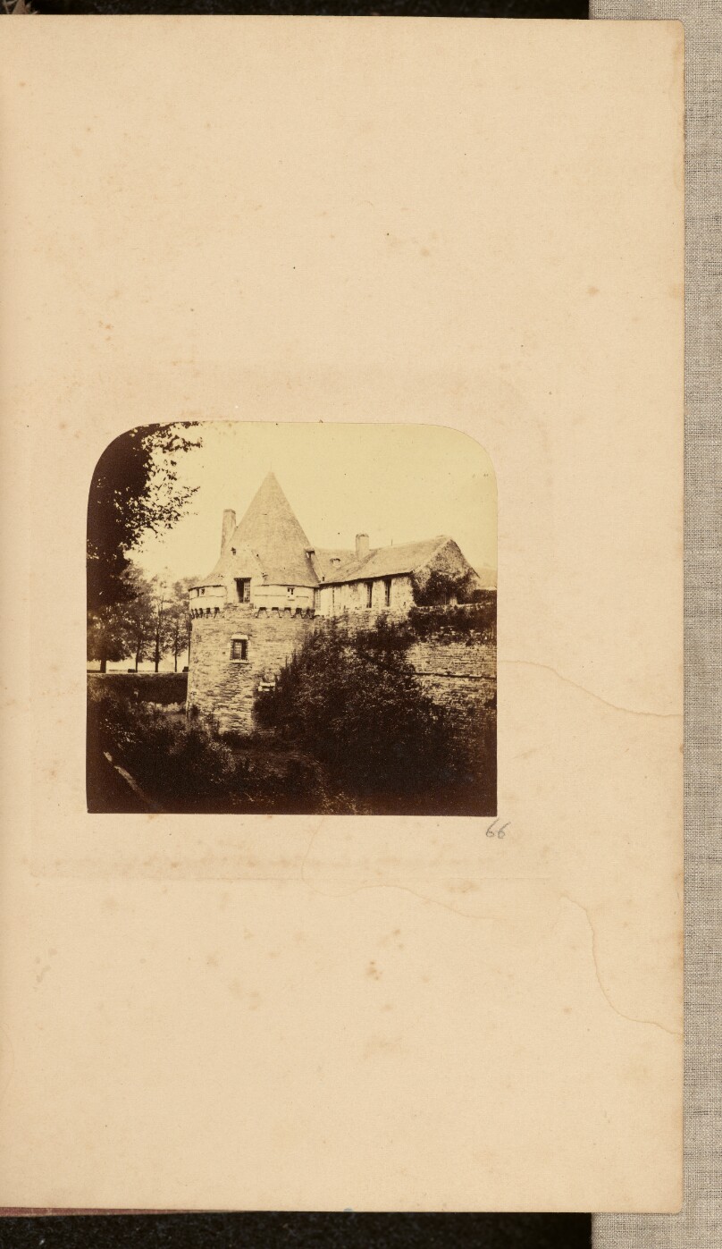 [Château de Léon]