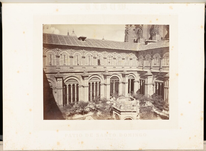Court of Saint Dominic. (Patio de Santo Domingo).