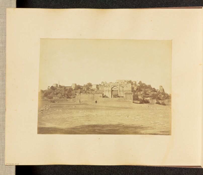 [Fort]