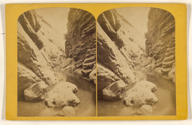 Sandstone Boulders. [Tantalus Creek]