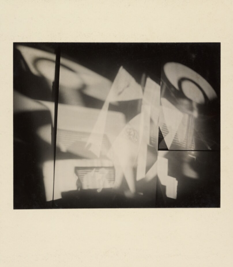 [Abstract Photo]
