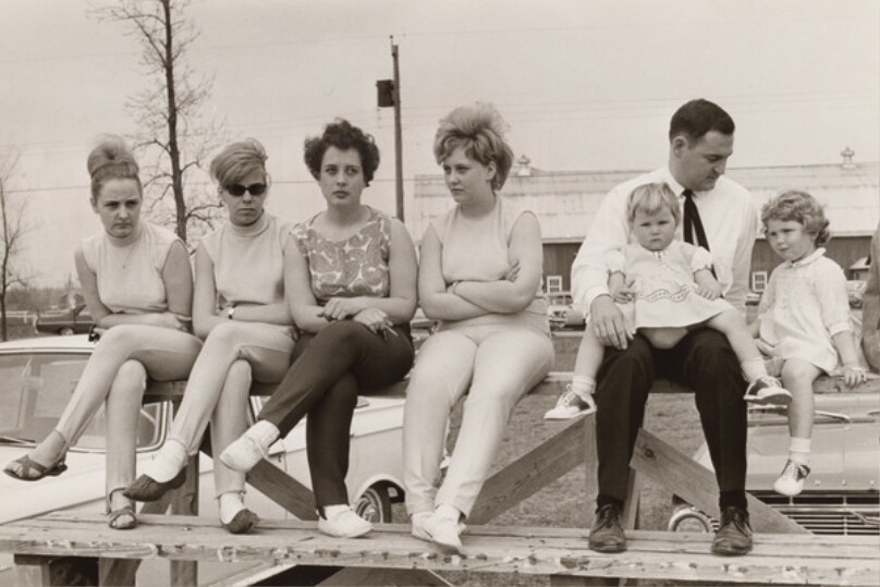 [Group of spectators on reviewing stand]