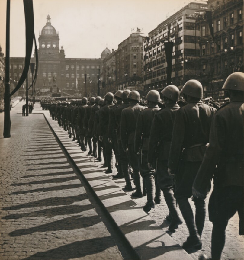 President's Funeral - Czech soldiers