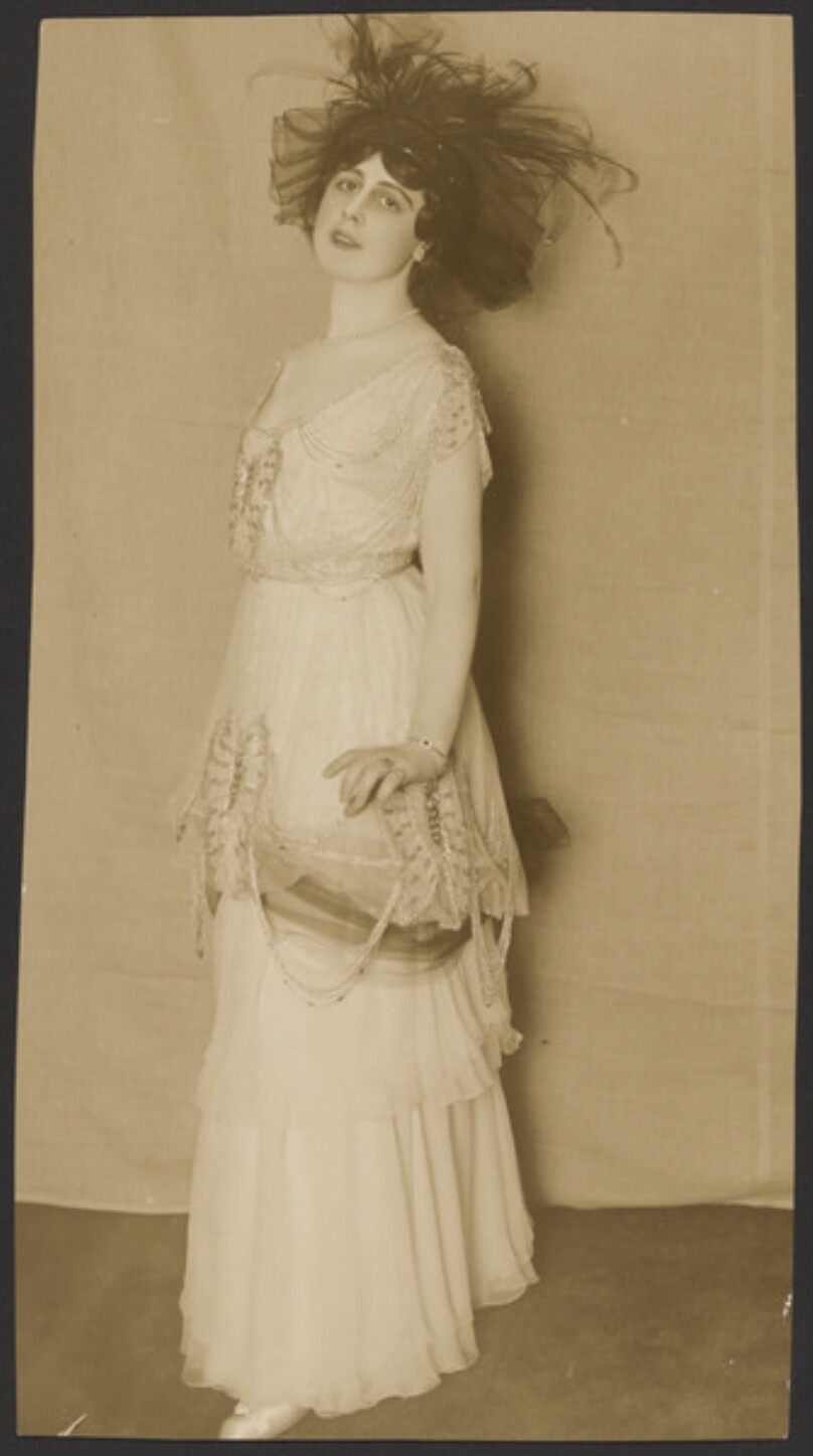 Lady in Waiting, Shidlovski