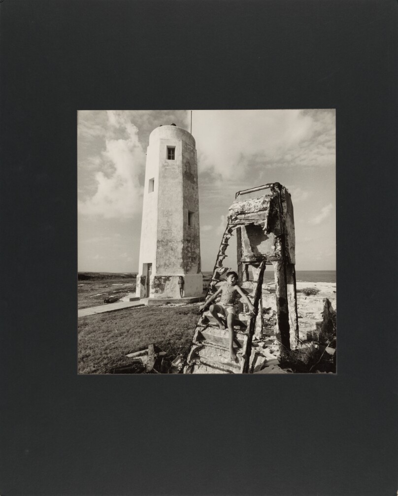 Children and Tower, Isla Mujeres, Mexico