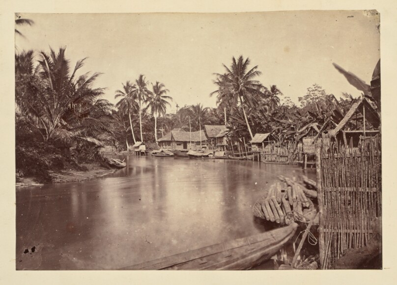 [Village situated on a bend in a river]