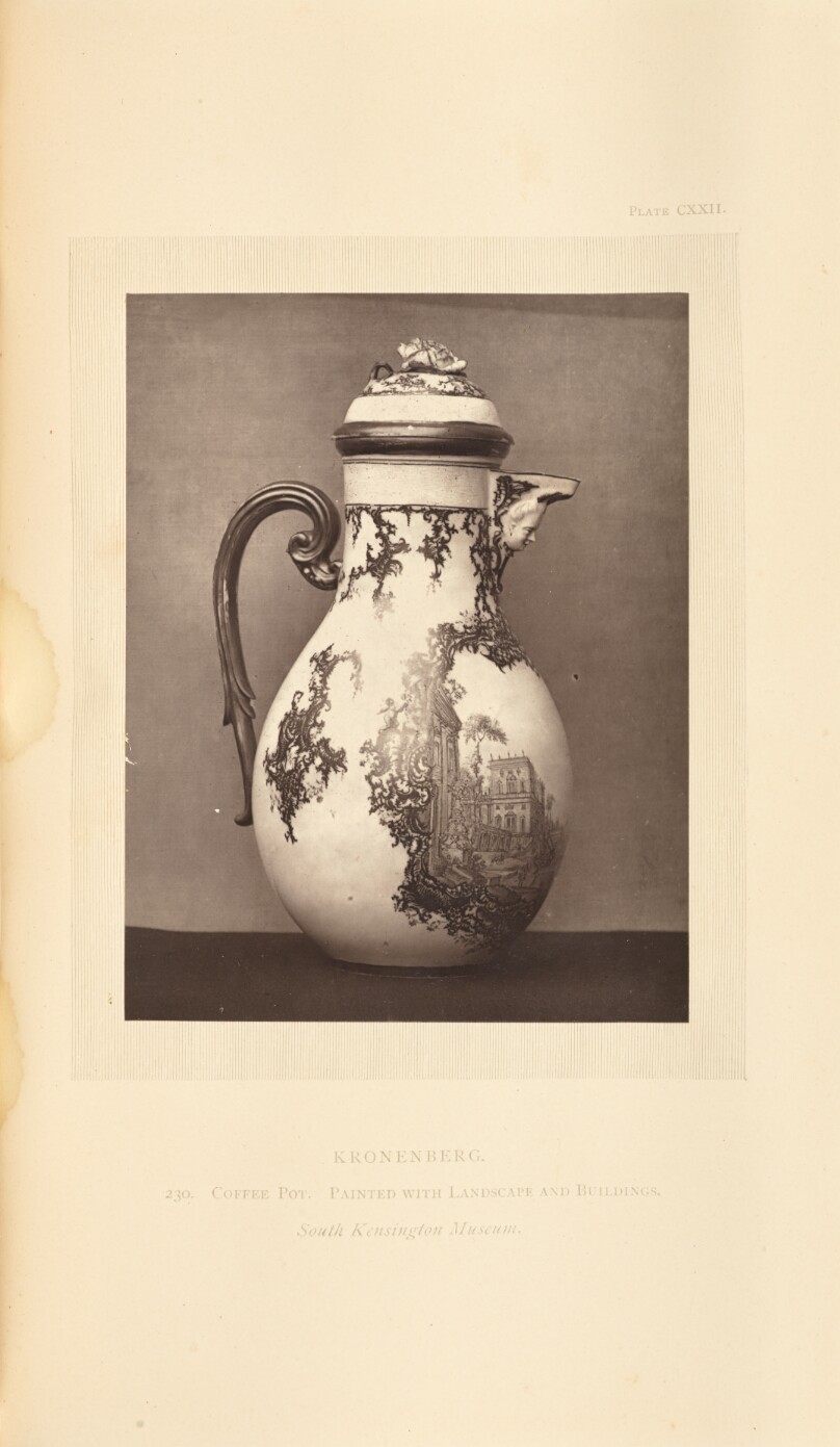 [Coffee pot]