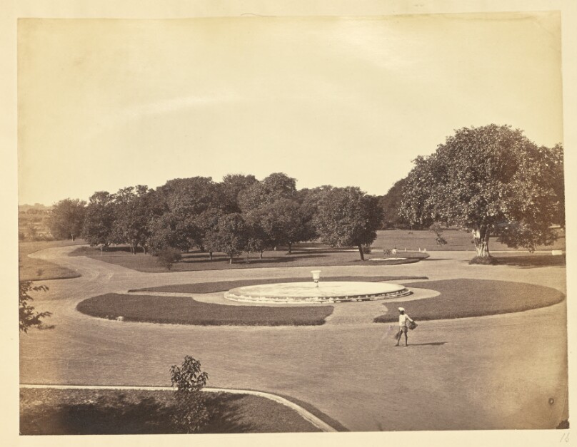[Park with a Roundabout, India]
