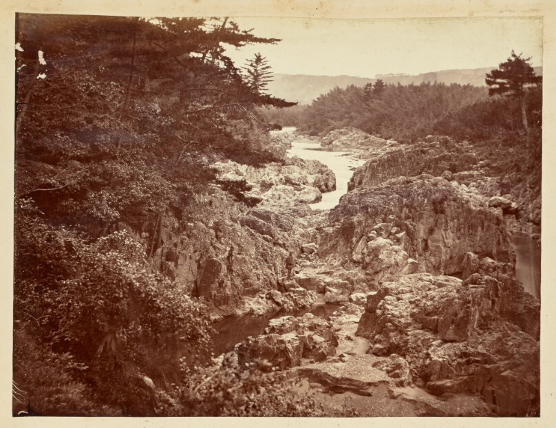 [Rocky river view]