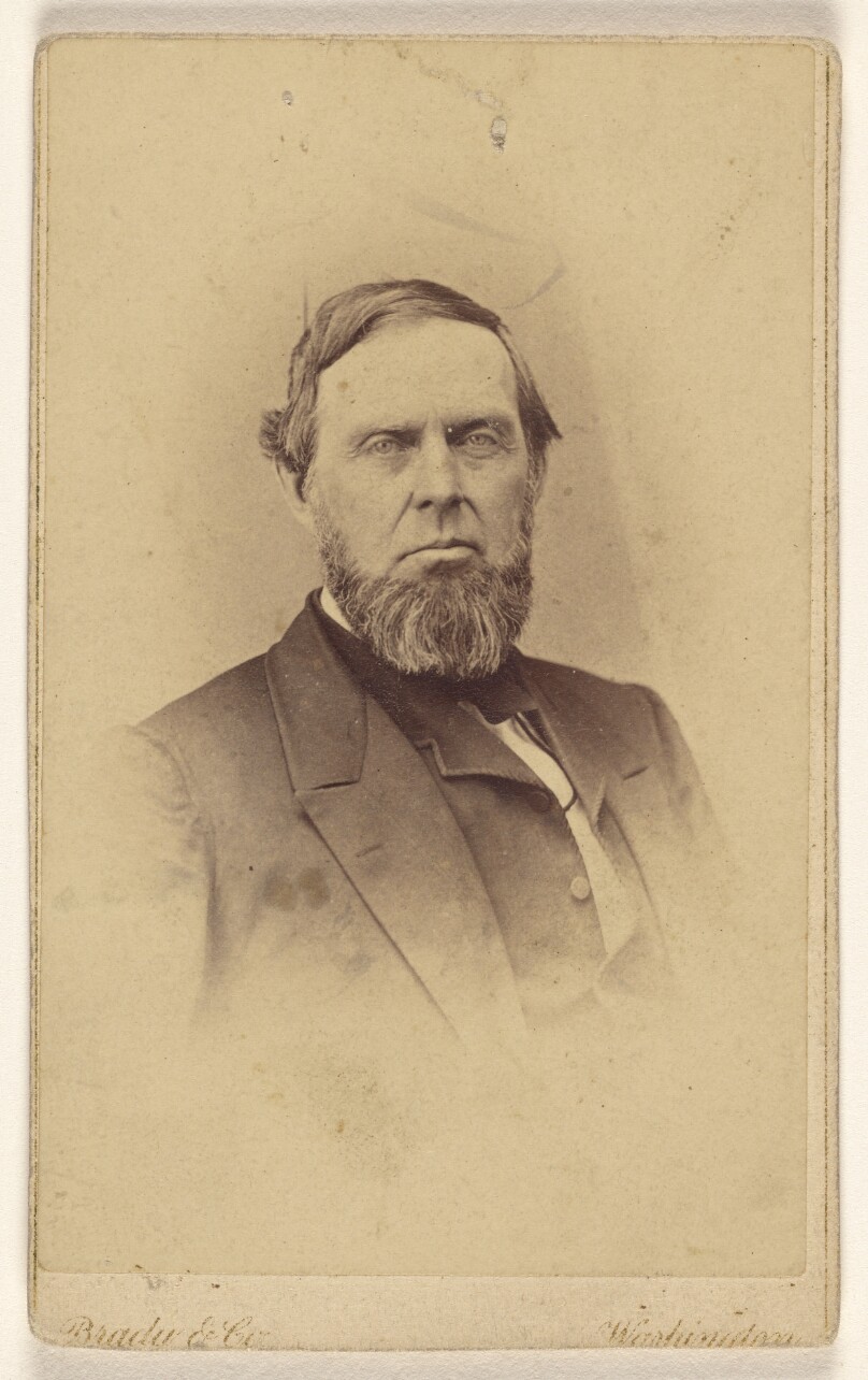 [Unidentified bearded man, printed in vignette-style]