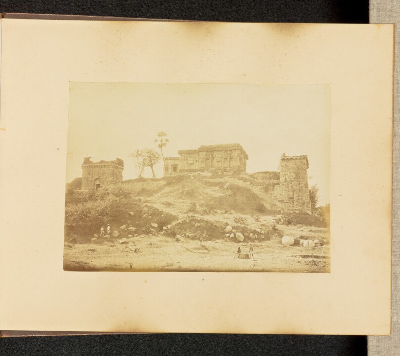 [Buildings in Ruins]
