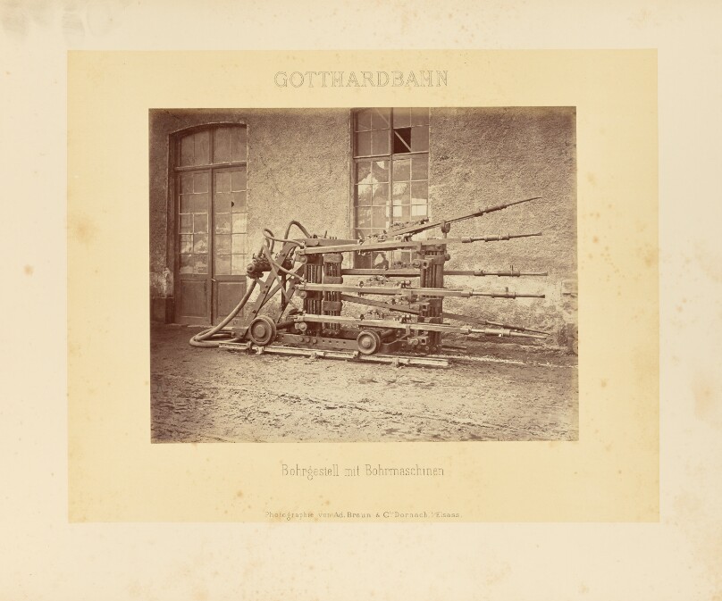 Gotthardbahn: Bohrgestell mit Bohrmaschinen