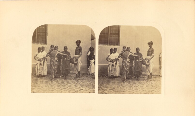Hindu Dancing Girls