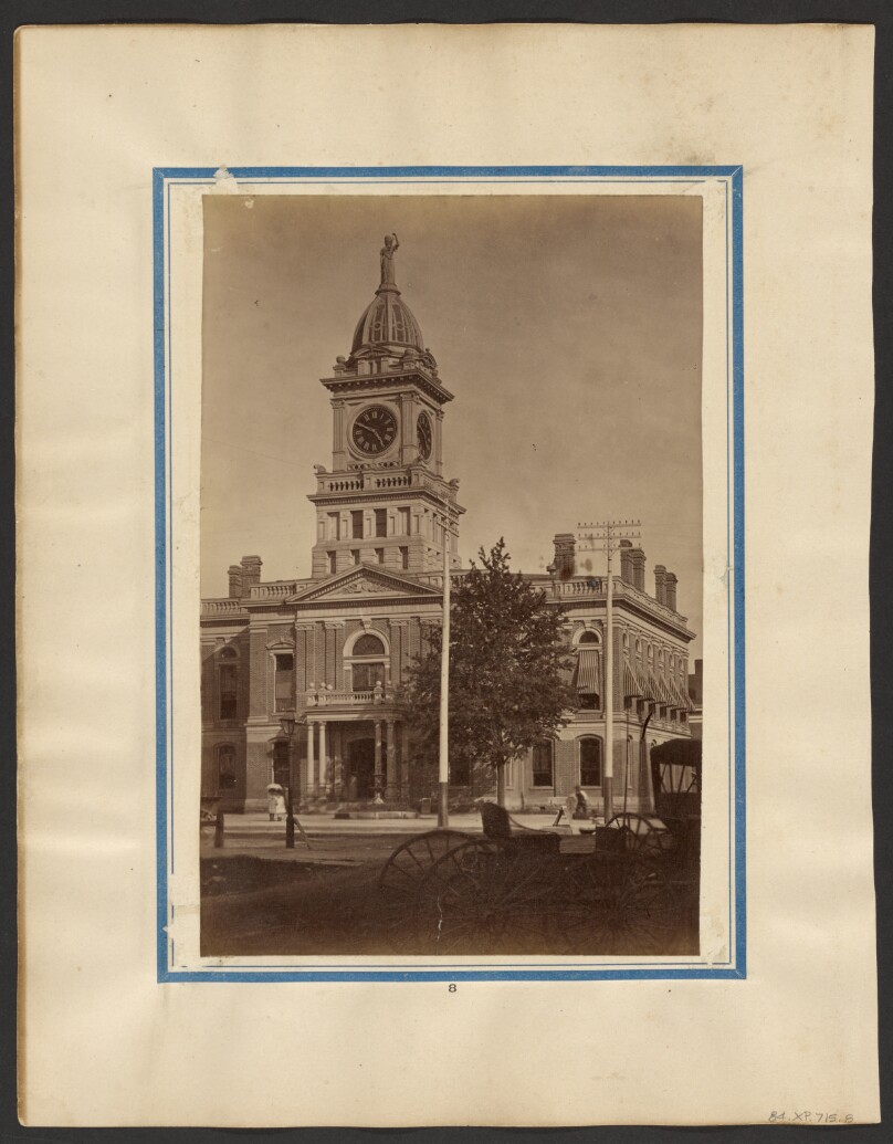 [Clock Tower, Maple City]