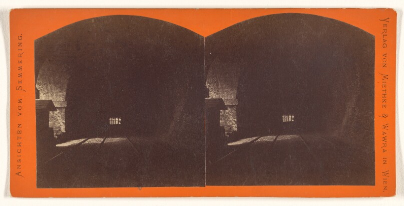 [Inside of the Tunnel on the Seminary Road]