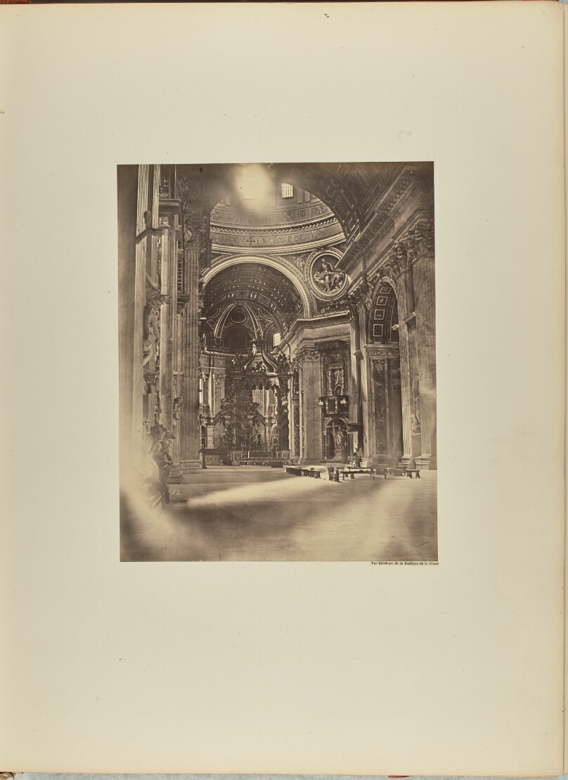 Vue intérieure de la Basilique Saint Pierre