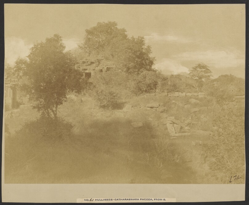 Hullabede - Catharaswama Pagoda, from East