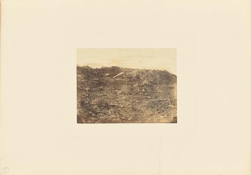 Guns and Embrasure near the salient angle in the Redan
