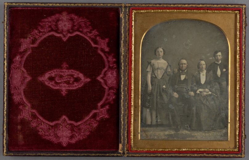 [Group Portrait of an Unidentified Family]
