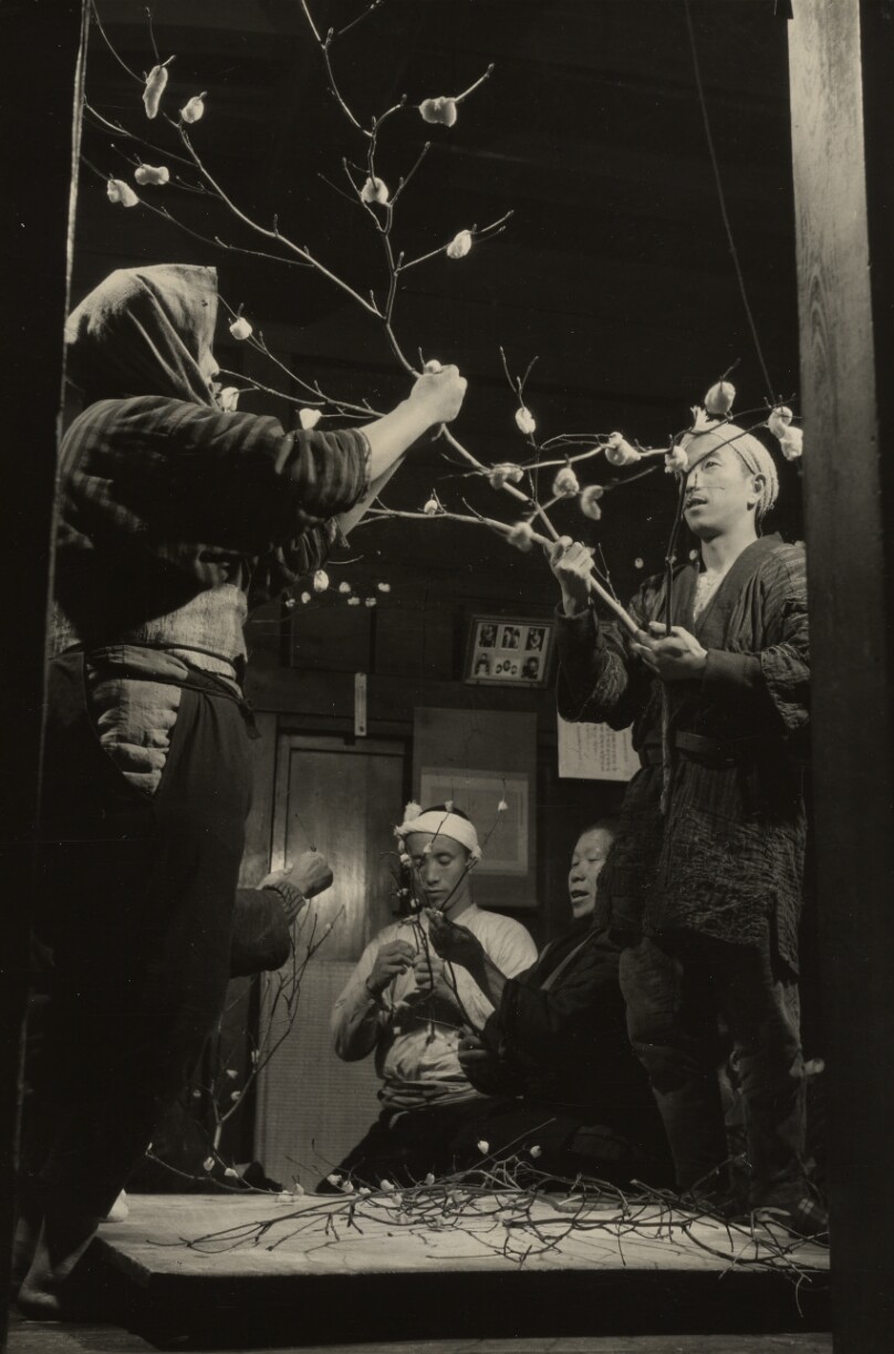 Making Rice Cake Decorations, New Year's Ritual, Niigata Prefecture