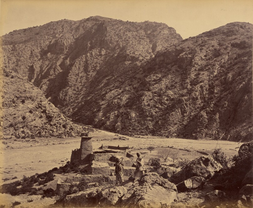 Kuta-Kushta, the ravine with village in foreground