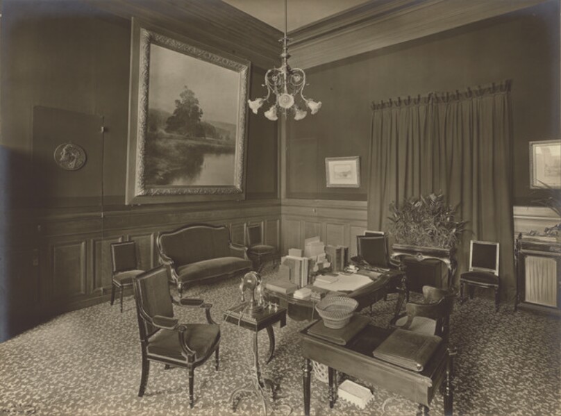[Interior of room with telephone]
