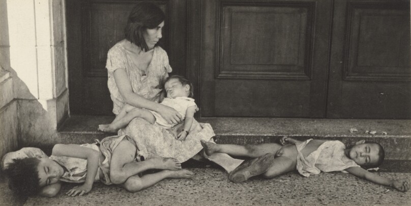 Family / Woman and Children, Havana