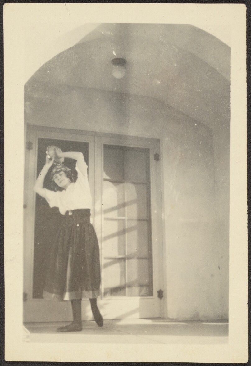 [A Romani Woman with a Tamborine]
