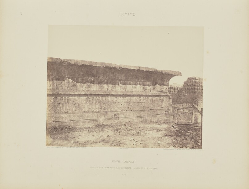 Esneh (Latopolis). Construction Ensablée - Paroi Extérieure - Corniche et Sculptures