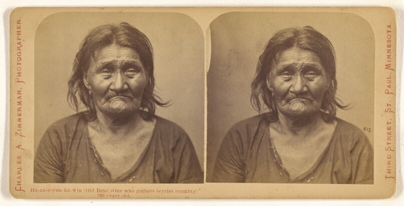 Ha-za-yon-ke-win [Old Bets] (One who gathers berries running) 120 years old.