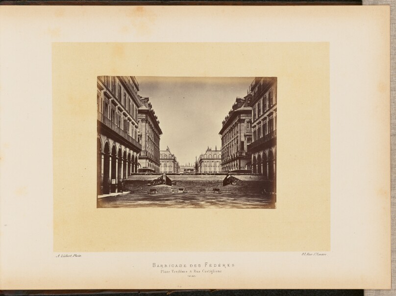 Barricade des Fédérés, place Vendôme et rue Castiglione.