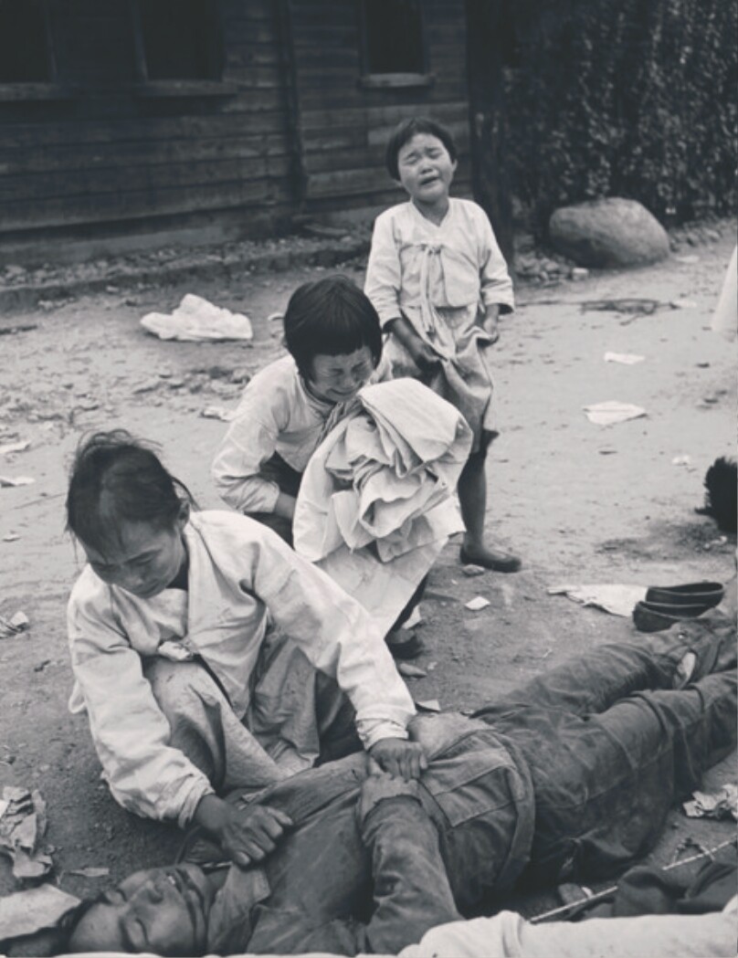 After the short-lived but bloody Communist uprising at Yosu, a family finds its dead
