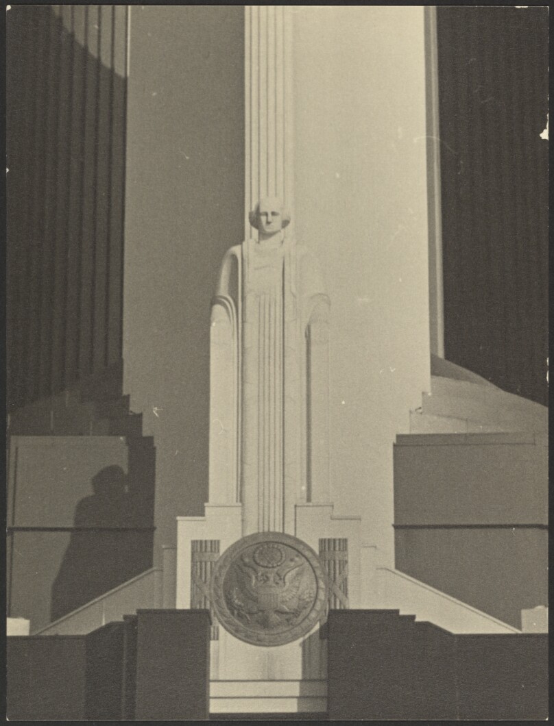 [Carved Statue of George Washington in Front of a Building]
