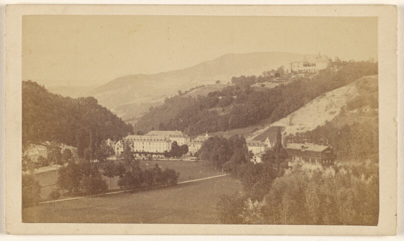 Uriage.