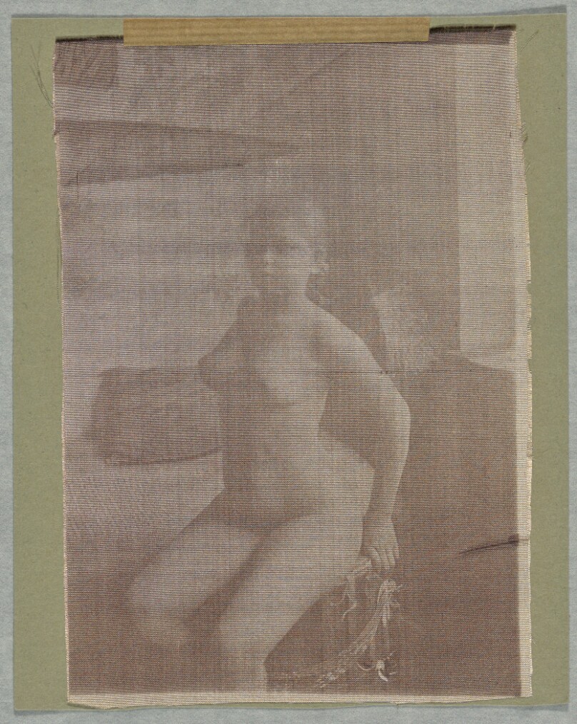 [Seated female nude]