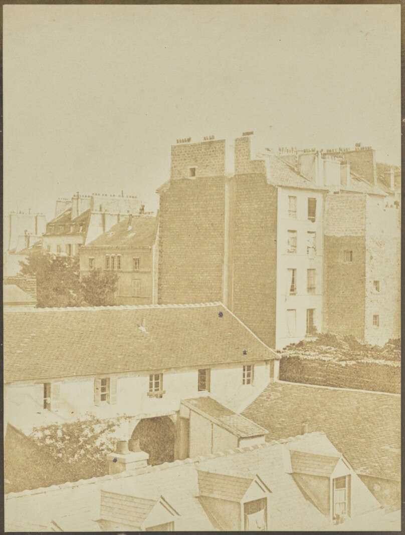 [Interior Courtyard and Rooftops near rue Boursault and Batignolles Market]
