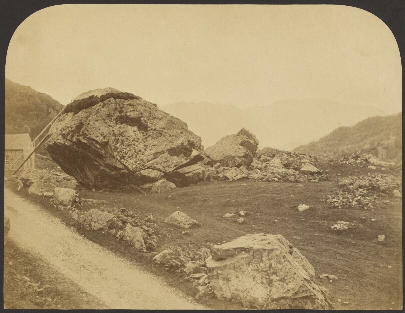 The Boulder Stone, Borrowdale
