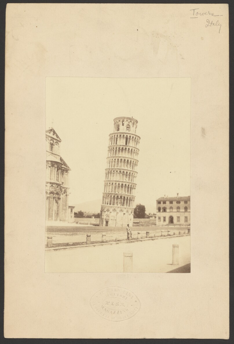 Il campanile del Duomo di Pisa o torre pendente