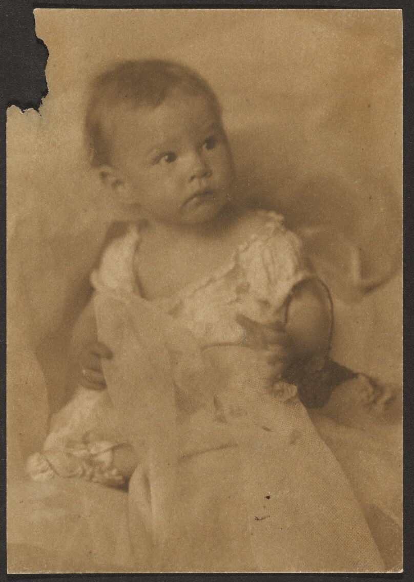 [Baby with Tulle]