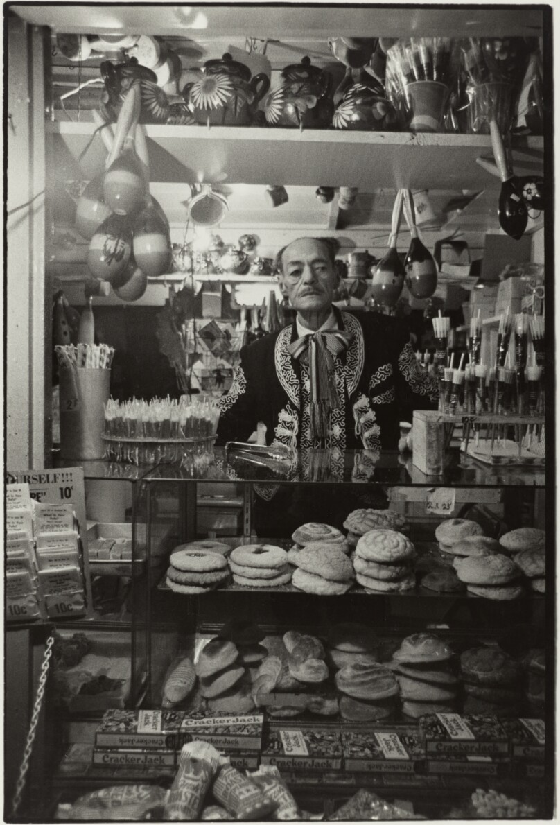Candy and Cookie Vendor