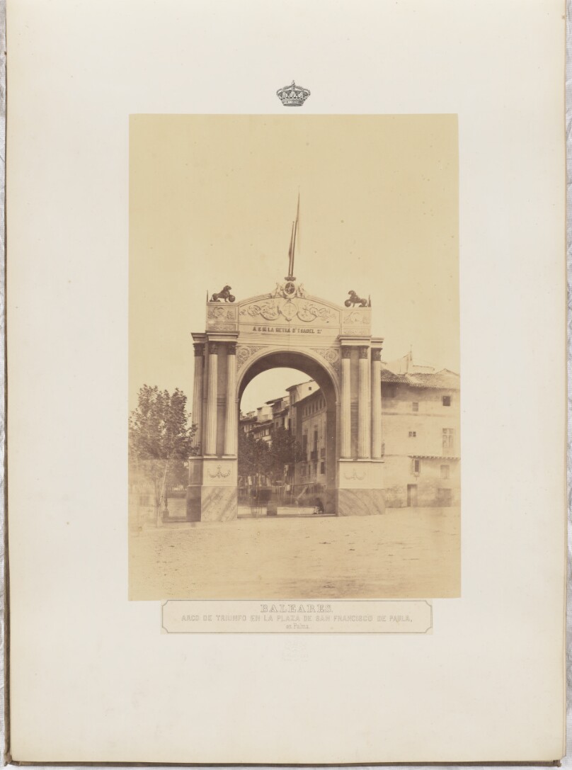 Baleares. Arco de triunfo en la plaza San Francisco de Paula, en Palma
