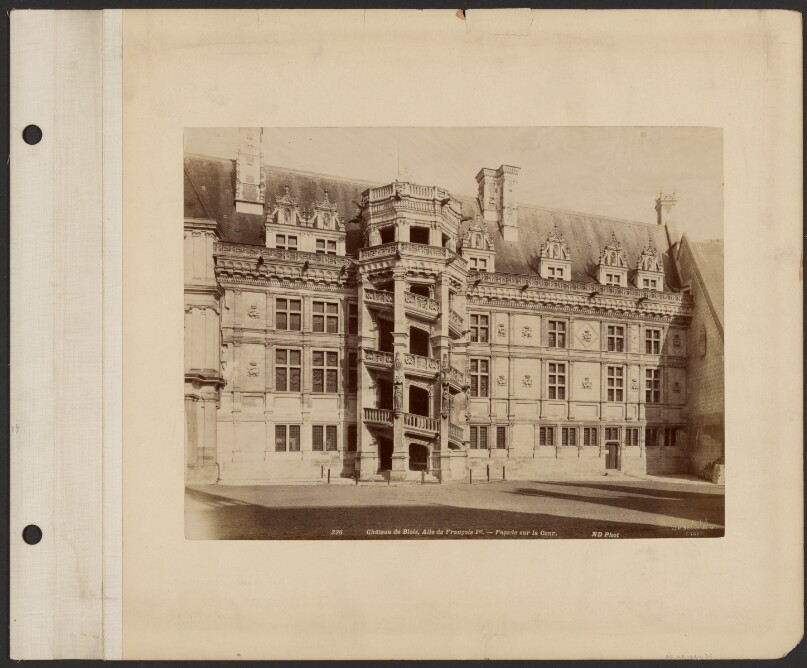 Chateau de Blois, Aile de Francois Ier, facade sur la cour