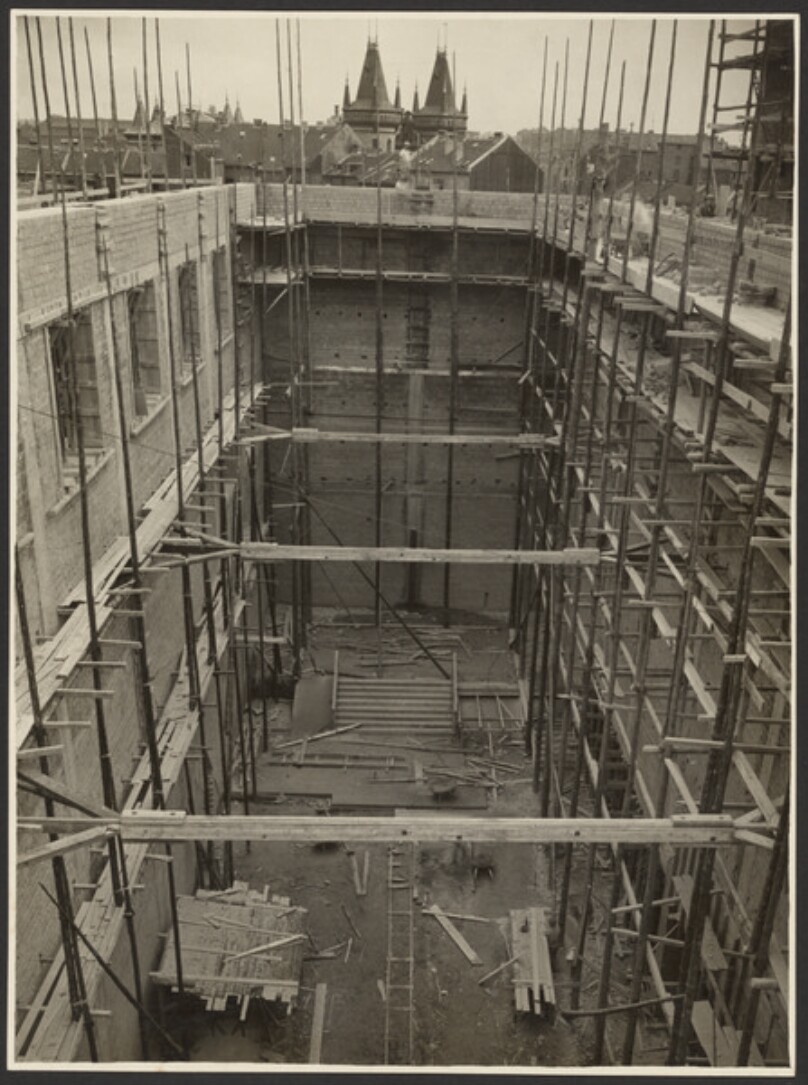 [Church of Corpus Christi, Aachen: In Ruins I]