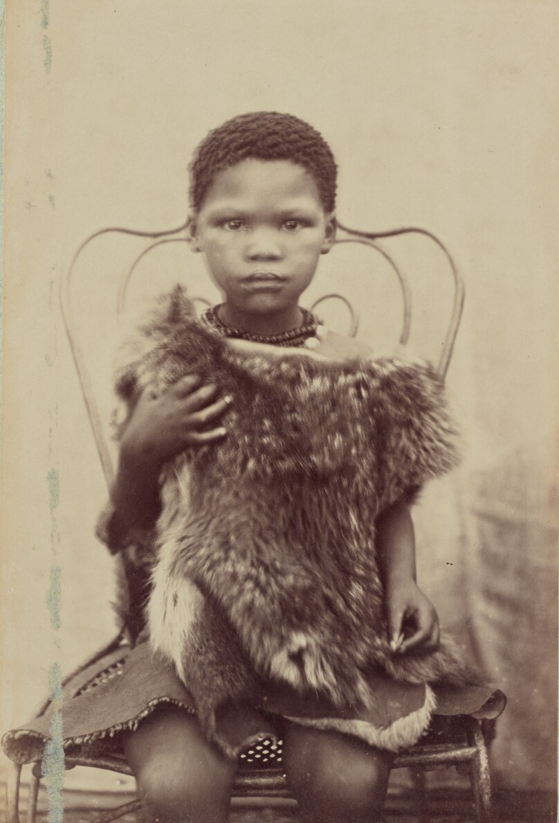 Betty, fillette hotentotte (Hottentot girl), 9 ans.